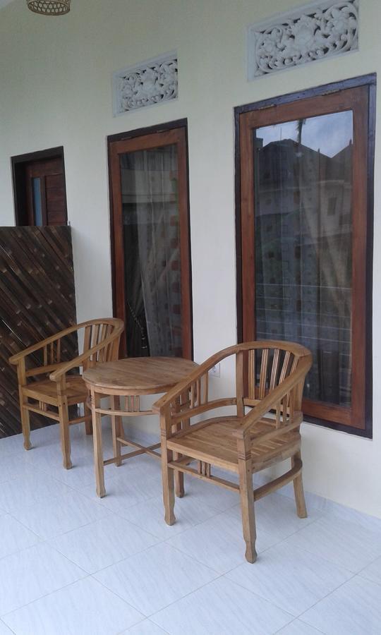 Madu Sentana House Hotel อูบุด ภายนอก รูปภาพ